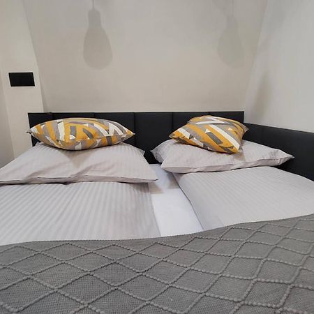 Old Town Apartment, Starowislna Krakow Bagian luar foto