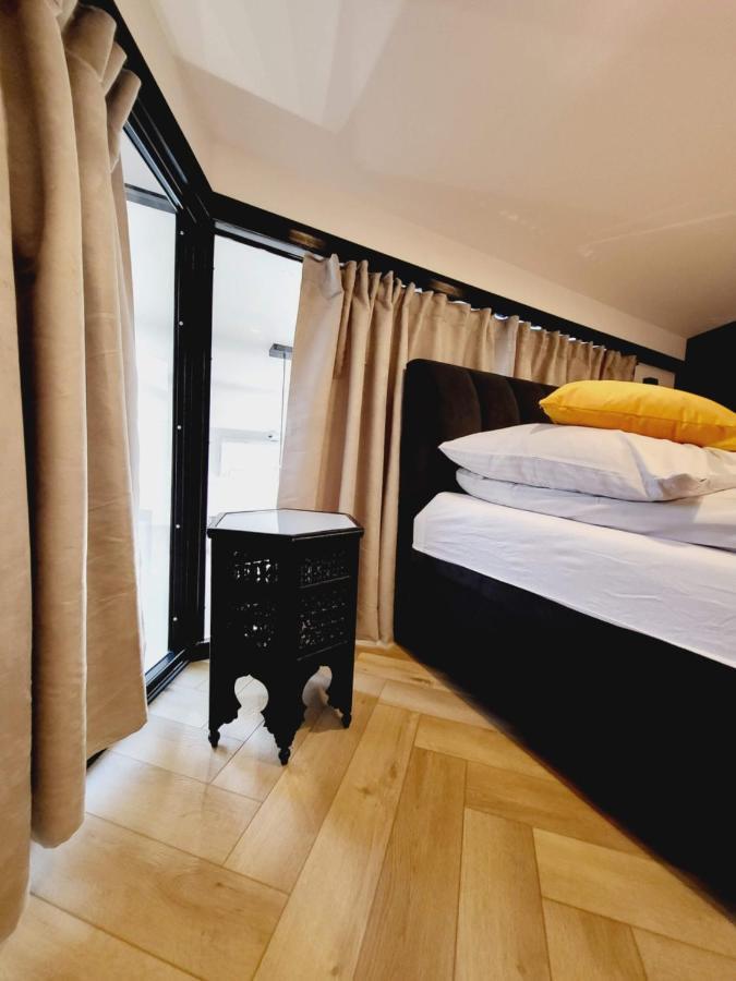 Old Town Apartment, Starowislna Krakow Bagian luar foto